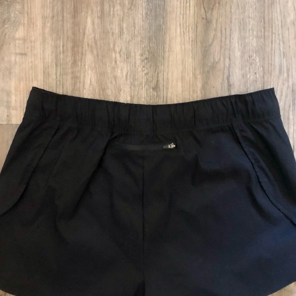 NWT The North Face Black Shorts - Picture 6 of 10
